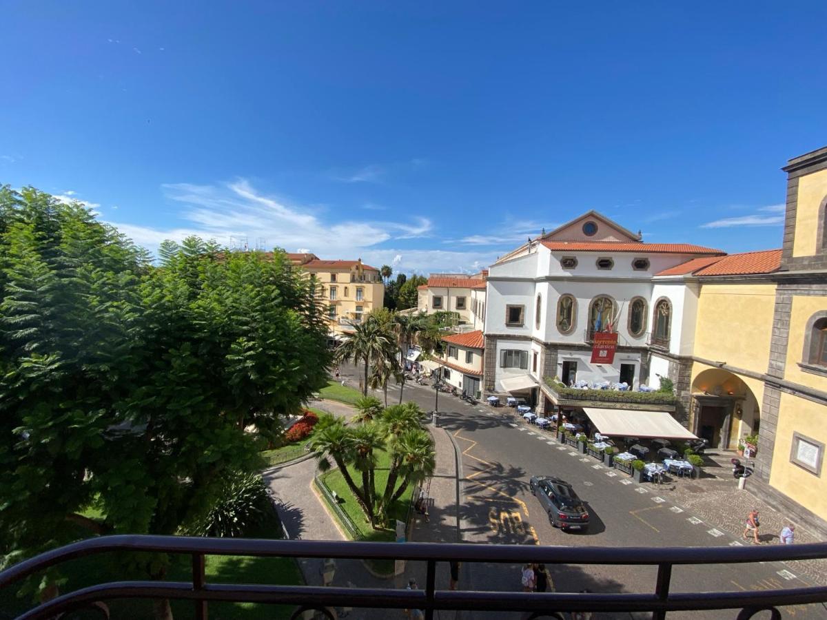 Grata Hospes Sorrento - Boutique House - Rooftop Deck - Bbq Exterior photo